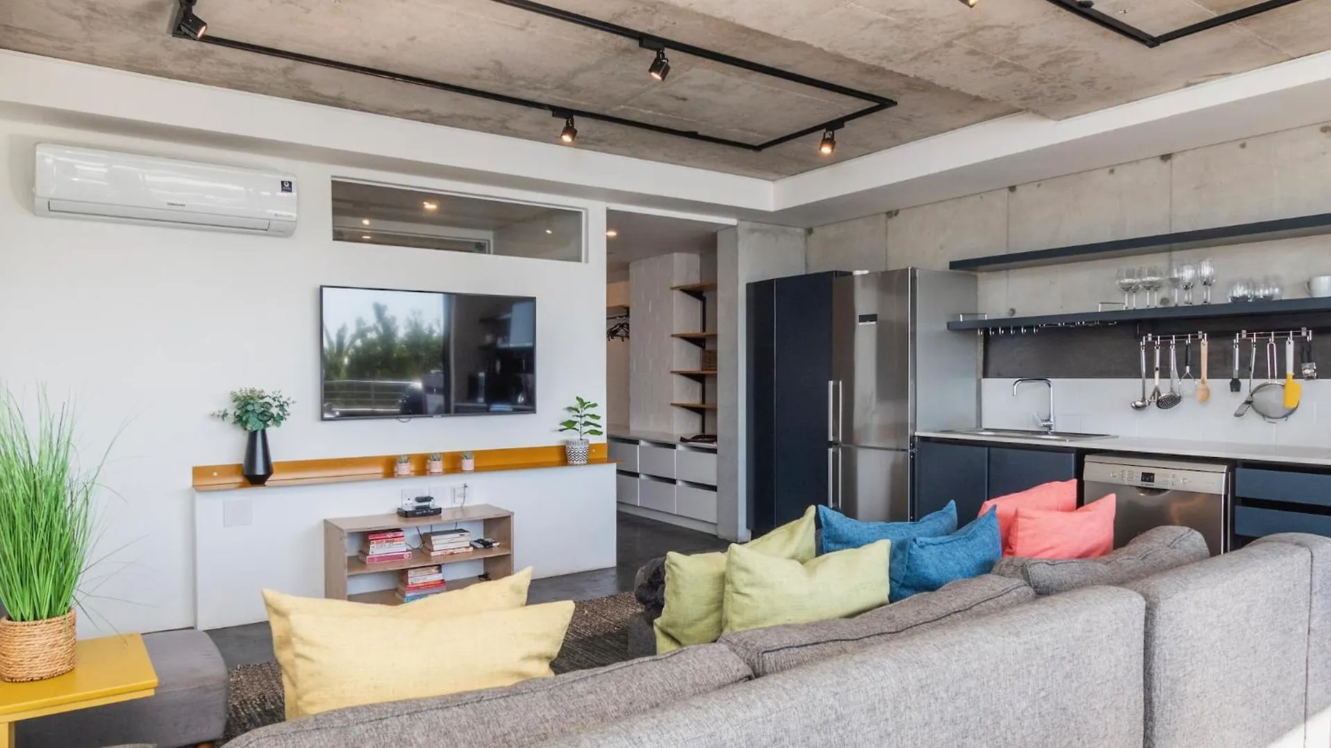 40 On L Modern Oasis With Stunning Views Daire Cape Town