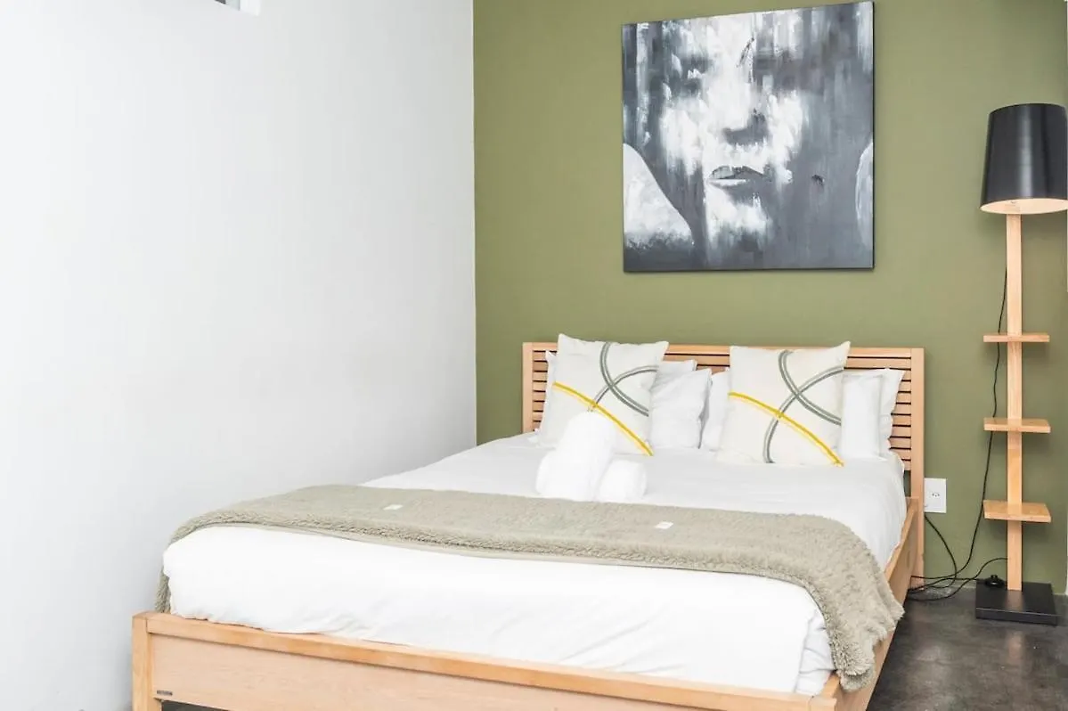 40 On L Modern Oasis With Stunning Views Daire Cape Town 0*,  Güney Afrika