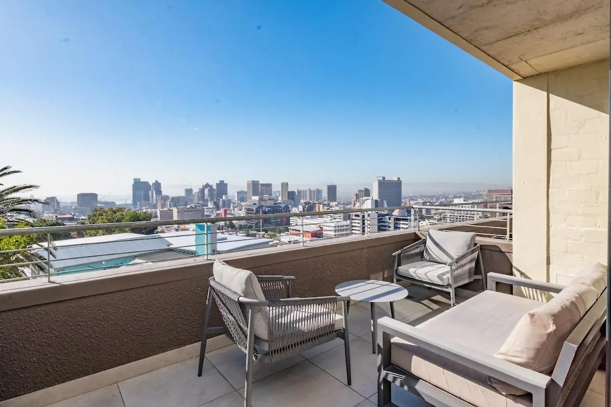 40 On L Modern Oasis With Stunning Views Daire Cape Town 0*,